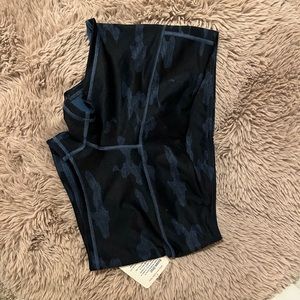 Lululemon NWT Boogie Short sz 10